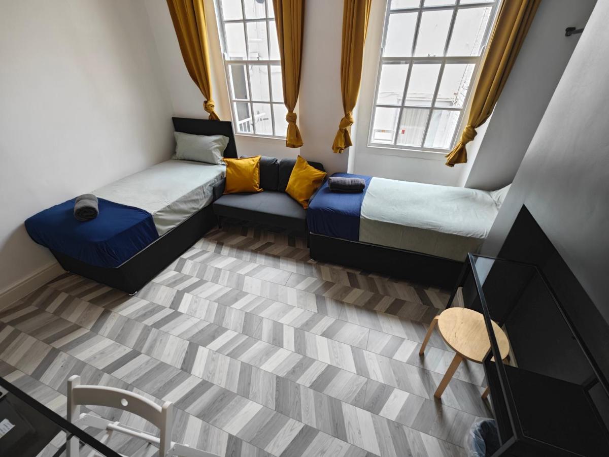 2 Bedroom 2 Bathroom Apartment In Old St - Shoreditch - Zone 1 Londra Esterno foto