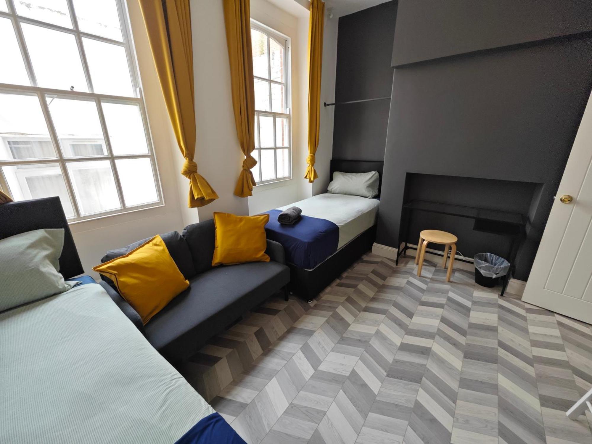 2 Bedroom 2 Bathroom Apartment In Old St - Shoreditch - Zone 1 Londra Esterno foto