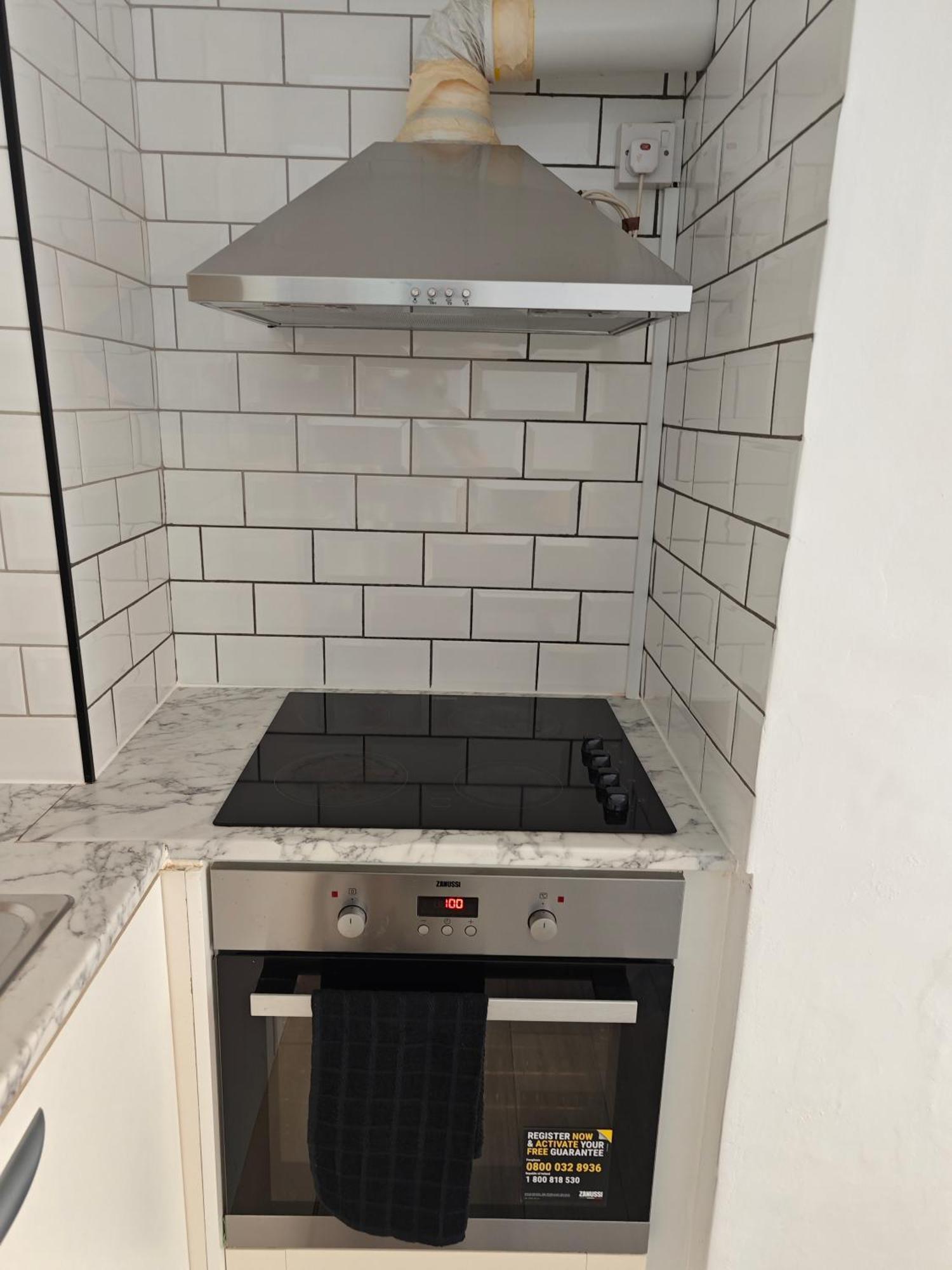 2 Bedroom 2 Bathroom Apartment In Old St - Shoreditch - Zone 1 Londra Esterno foto